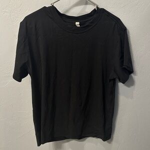 Lululemon Tee